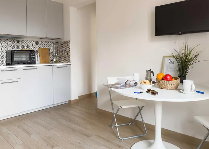 Apartment Station - Zeno 02 *